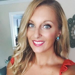 Meet your Posher, Amberly